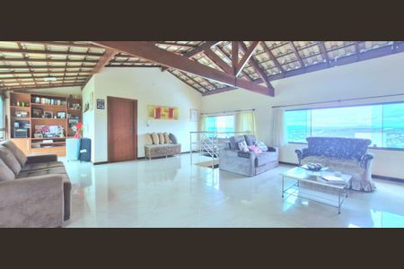 Casa à venda com 318m², 4 quartos e 1 vaga Casa à venda com 318m², 4 quartos e 1 vagaCobertura