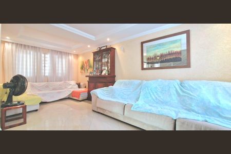 Casa à venda com 318m², 4 quartos e 1 vaga Casa à venda com 318m², 4 quartos e 1 vagaSala