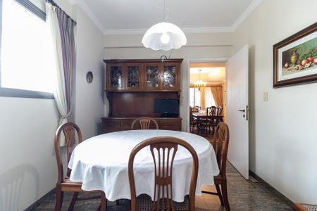 Apartamento à venda com 253m², 4 quartos e 3 vagasCopa