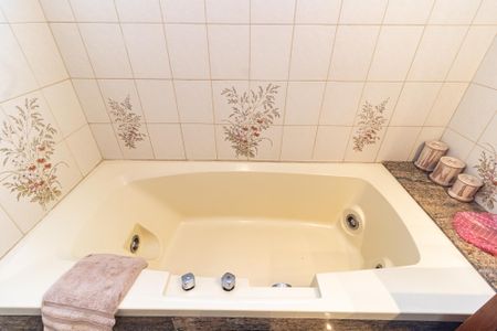 Apartamento à venda com 253m², 4 quartos e 3 vagasBanheiro da Suíte 1