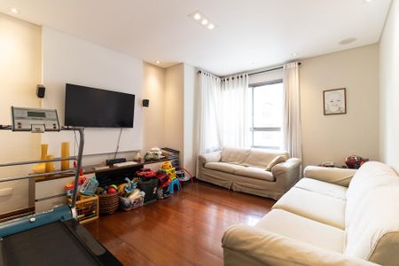 Apartamento à venda com 253m², 4 quartos e 3 vagasQuarto 