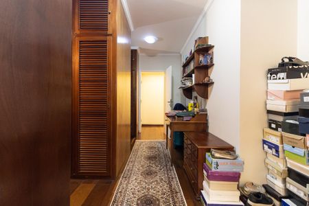 Apartamento à venda com 253m², 4 quartos e 3 vagasCloset da Suíte 1