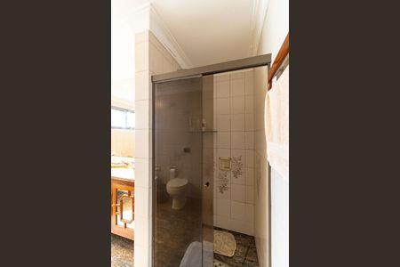 Apartamento à venda com 253m², 4 quartos e 3 vagasBanheiro da Suíte 1