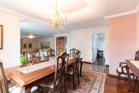 Apartamento à venda com 253m², 4 quartos e 3 vagasSala