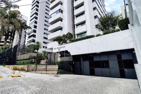 Apartamento à venda com 253m², 4 quartos e 3 vagasFachada