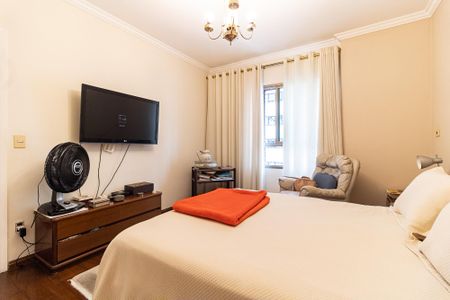 Apartamento à venda com 253m², 4 quartos e 3 vagasSuíte 1