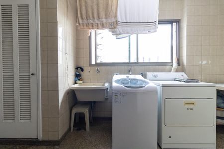 Apartamento à venda com 253m², 4 quartos e 3 vagasÁrea de Serviço