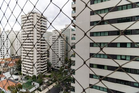 Apartamento à venda com 253m², 4 quartos e 3 vagasVista do Quarto 4