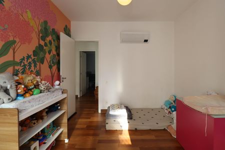 Apartamento à venda com 111m², 2 quartos e 2 vagas Apartamento à venda com 111m², 2 quartos e 2 vagasQuarto
