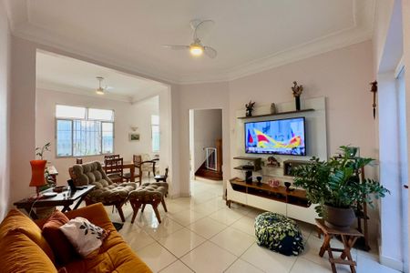 Casa de condomínio à venda com 140m², 3 quartos e 1 vaga Casa de condomínio à venda com 140m², 3 quartos e 1 vagaSala