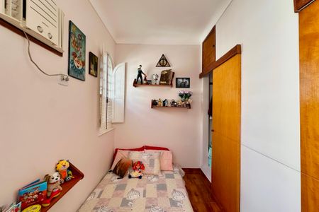 Casa de condomínio à venda com 140m², 3 quartos e 1 vaga Casa de condomínio à venda com 140m², 3 quartos e 1 vagaQuarto 1