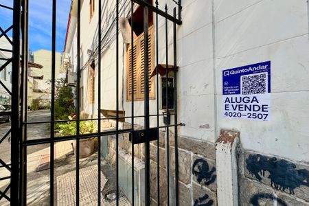 Casa de condomínio à venda com 140m², 3 quartos e 1 vaga Casa de condomínio à venda com 140m², 3 quartos e 1 vagaPlaquinha instalada