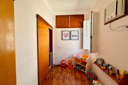 Casa de condomínio à venda com 140m², 3 quartos e 1 vaga Casa de condomínio à venda com 140m², 3 quartos e 1 vagaQuarto 1