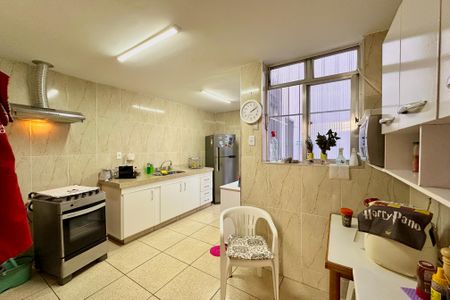 Casa de condomínio à venda com 140m², 3 quartos e 1 vaga Casa de condomínio à venda com 140m², 3 quartos e 1 vagaCozinha