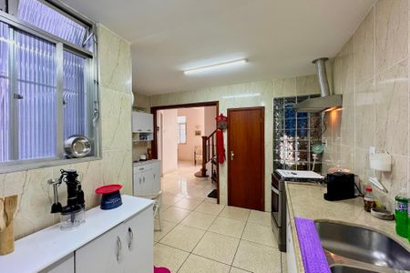 Casa de condomínio à venda com 140m², 3 quartos e 1 vaga Casa de condomínio à venda com 140m², 3 quartos e 1 vagaCozinha