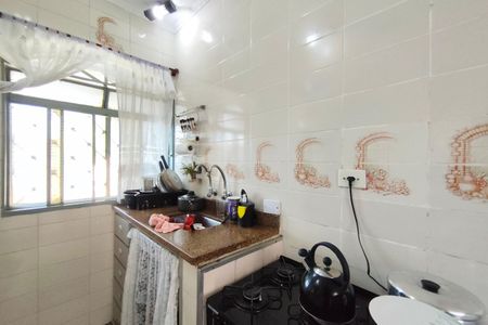 Casa à venda com 131m², 5 quartos e 1 vaga Casa à venda com 131m², 5 quartos e 1 vagaCozinha