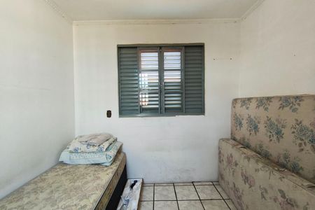 Casa à venda com 131m², 5 quartos e 1 vaga Casa à venda com 131m², 5 quartos e 1 vagaQuarto 4