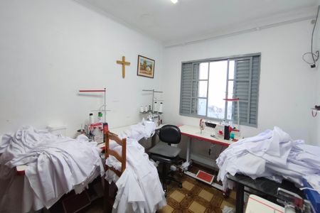 Casa à venda com 131m², 5 quartos e 1 vaga Casa à venda com 131m², 5 quartos e 1 vagaQuarto 3