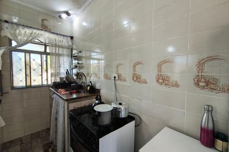 Casa à venda com 131m², 5 quartos e 1 vaga Casa à venda com 131m², 5 quartos e 1 vagaCozinha