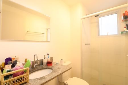 Apartamento à venda com 74m², 3 quartos e 1 vagaBanheiro da Suíte