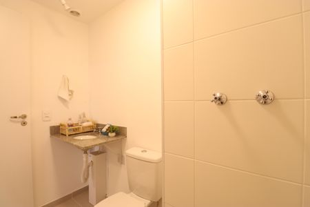 Apartamento à venda com 74m², 3 quartos e 1 vagaBanheiro Social