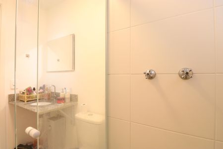 Apartamento à venda com 74m², 3 quartos e 1 vagaBanheiro da Suíte