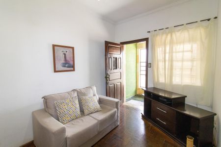 Casa à venda com 158m², 3 quartos e 2 vagasSala