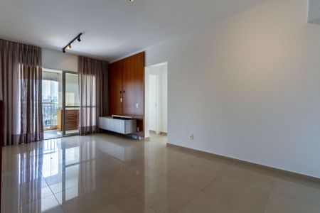 Apartamento à venda com 73m², 2 quartos e 2 vagasSala
