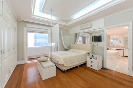 Apartamento à venda com 400m², 4 quartos e 1 vagaSuíte 3