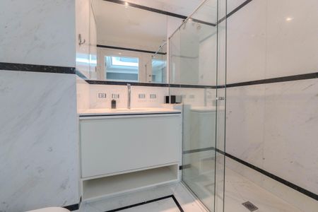 Apartamento à venda com 400m², 4 quartos e 1 vagaBanheiro da Suíte 1