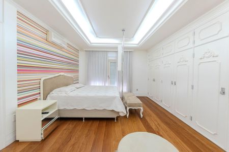 Apartamento à venda com 400m², 4 quartos e 1 vagaSuíte 2