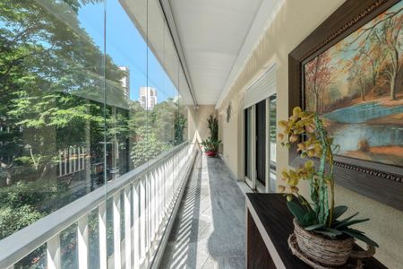 Apartamento à venda com 400m², 4 quartos e 1 vagaSacada