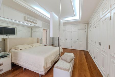 Apartamento à venda com 400m², 4 quartos e 1 vagaSuíte 3