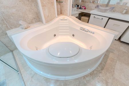 Apartamento à venda com 400m², 4 quartos e 1 vagaBanheiro da Suíte 3