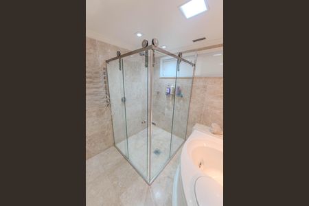 Apartamento à venda com 400m², 4 quartos e 1 vagaBanheiro da Suíte 3