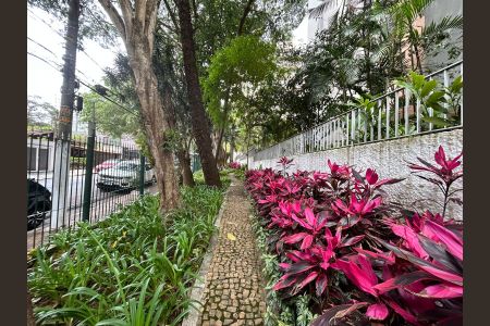 Apartamento à venda com 102m², 3 quartos e 2 vagasJardim