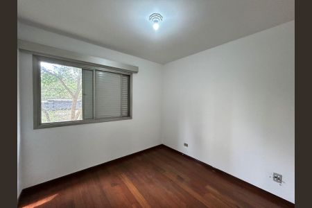 Apartamento à venda com 102m², 3 quartos e 2 vagasQuarto 2