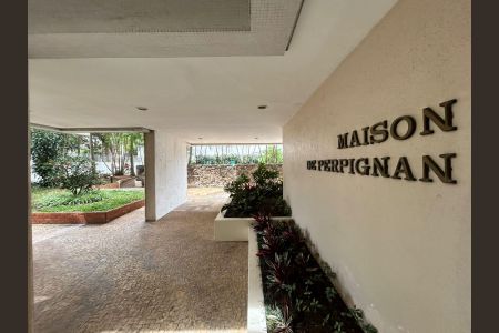 Apartamento à venda com 102m², 3 quartos e 2 vagasHall social