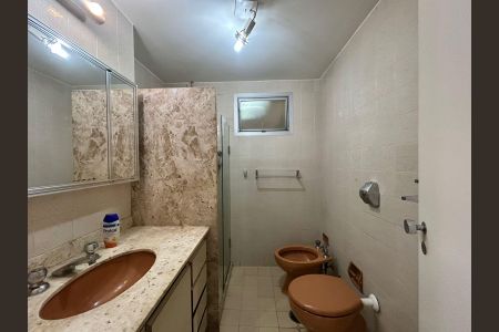 Apartamento à venda com 102m², 3 quartos e 2 vagasBanheiro Social