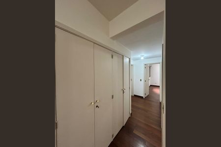 Sala de apartamento para alugar com 3 quartos, 102m² em Vila Sofia, São Paulo