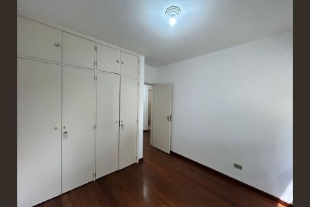 Apartamento à venda com 102m², 3 quartos e 2 vagasQuarto 2