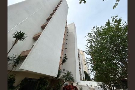 Apartamento à venda com 102m², 3 quartos e 2 vagasFachada
