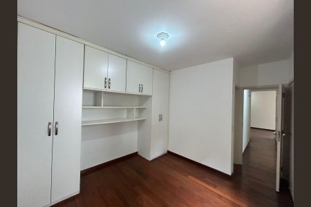 Apartamento à venda com 102m², 3 quartos e 2 vagasSuíte