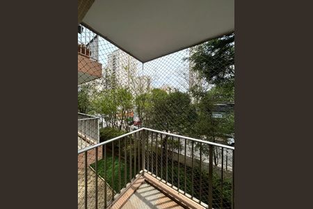 Varanda de apartamento para alugar com 3 quartos, 102m² em Vila Sofia, São Paulo