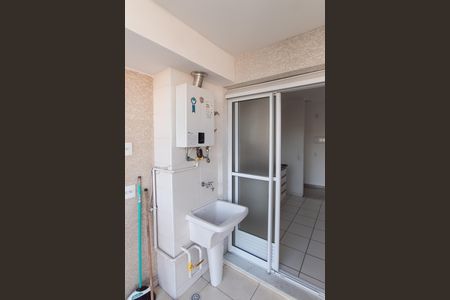 Apartamento à venda com 53m², 2 quartos e 1 vaga Apartamento à venda com 53m², 2 quartos e 1 vagaCozinha e Área de Serviço