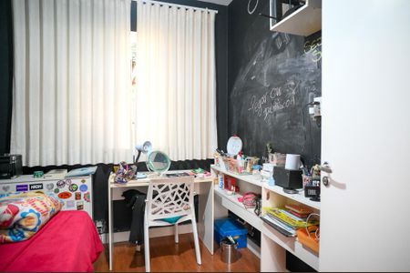 Casa para alugar com 740m², 4 quartos e 3 vagasQuarto 4