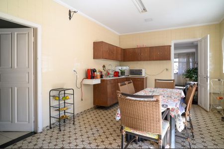 Casa para alugar com 740m², 4 quartos e 3 vagasCozinha