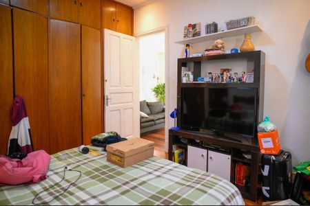 Casa para alugar com 740m², 4 quartos e 3 vagasQuarto 2