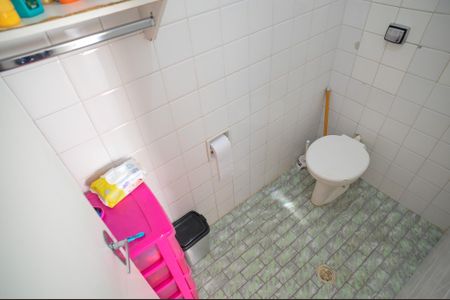 Casa para alugar com 740m², 4 quartos e 3 vagasBanheiro de Serviço