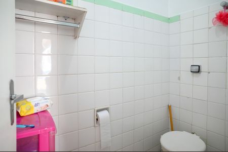 Casa para alugar com 740m², 4 quartos e 3 vagasBanheiro de Serviço